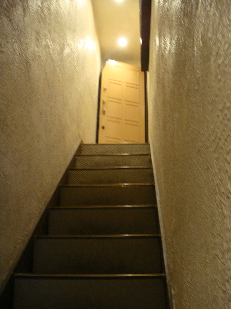 元の階段