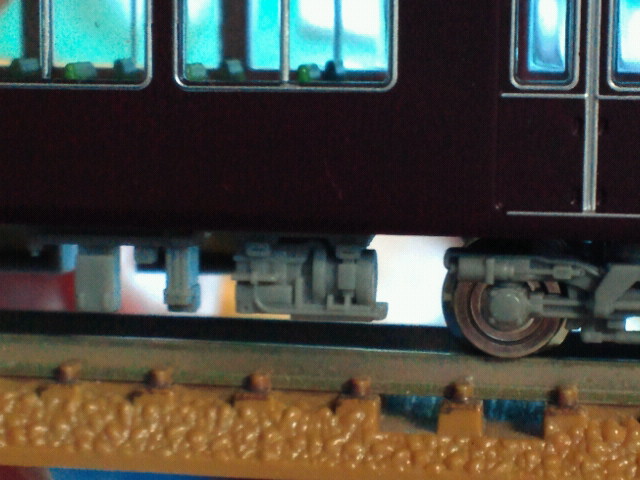 鉄コレ阪急6330形を立派な鉄道模型にする２～床下機器～ - すみだ総合 